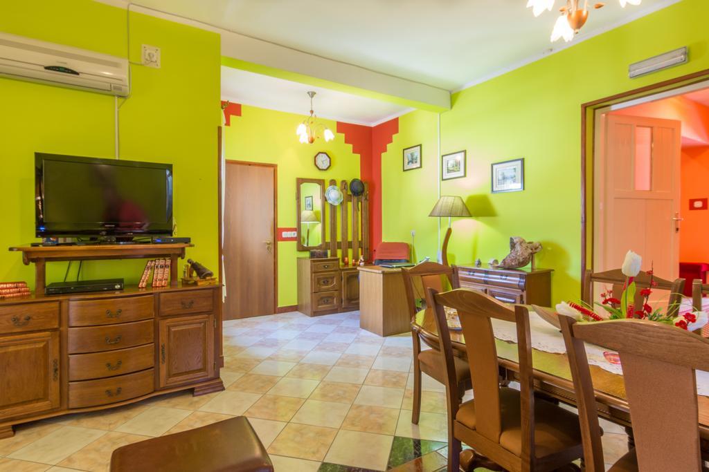 Apartment Danica มาสเลนีซา ภายนอก รูปภาพ
